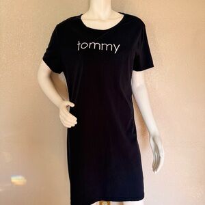 Tommy Hilfiger Navy Blue with Side Stripe, Jersey T-Shirt Size XL/EG